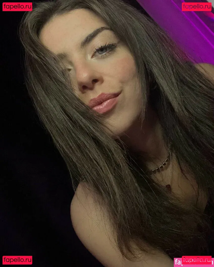 IlaMos ASMR Onlyfans Photo Gallery 