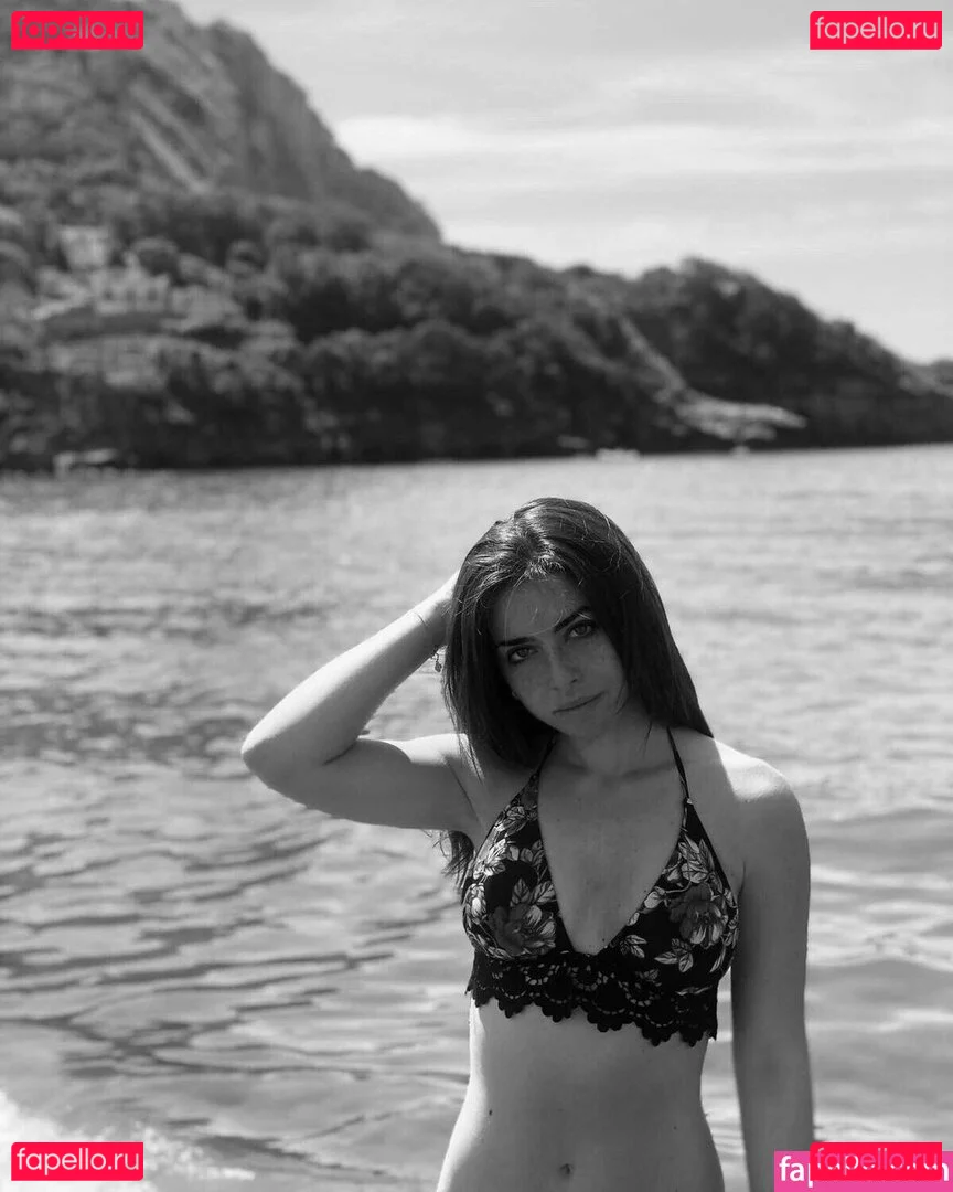 IlaMos ASMR Onlyfans Photo Gallery 