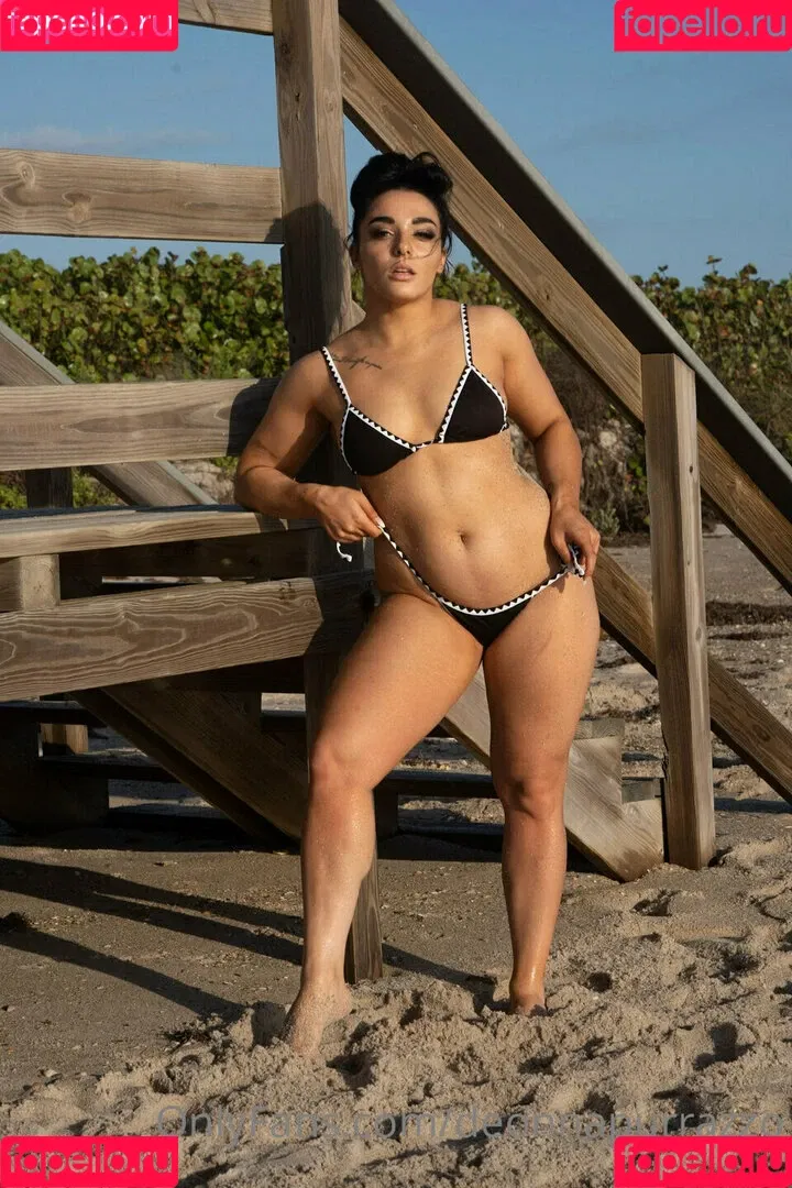 WomenWrestling Onlyfans Photo Gallery 
