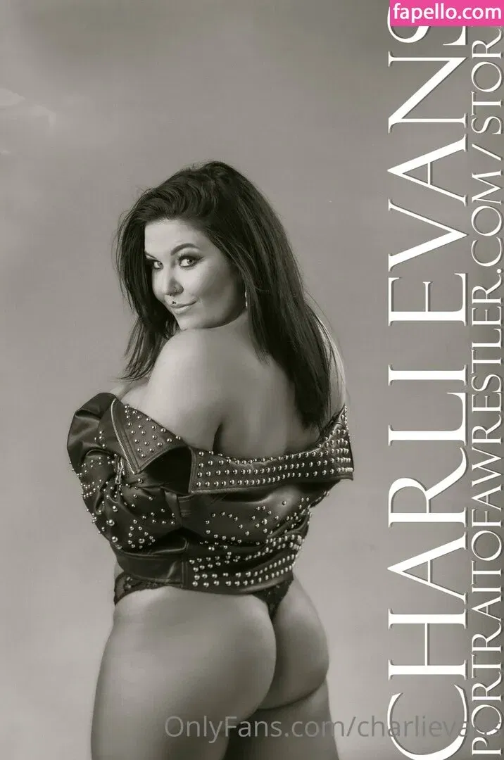 WomenWrestling Onlyfans Photo Gallery 