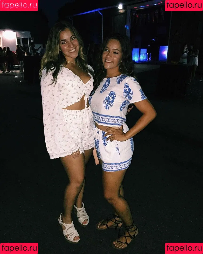 Gabrielle F Onlyfans Photo Gallery 