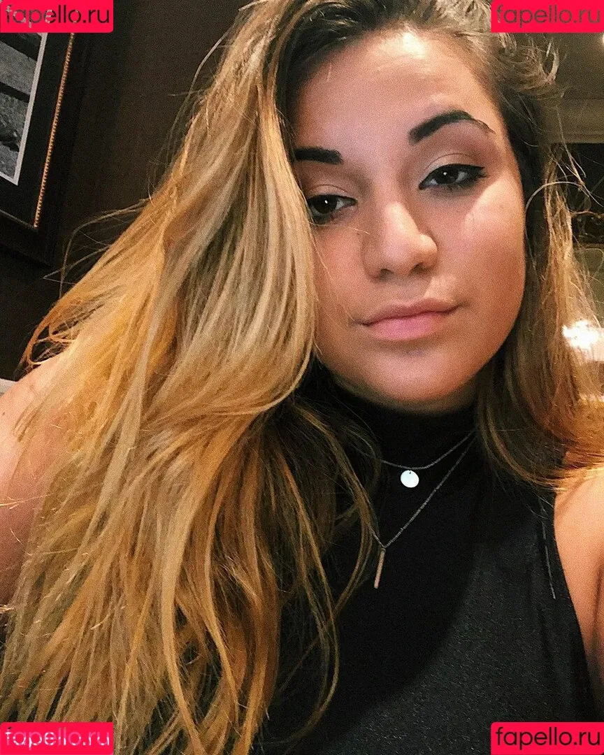 Gabrielle F Onlyfans Photo Gallery 