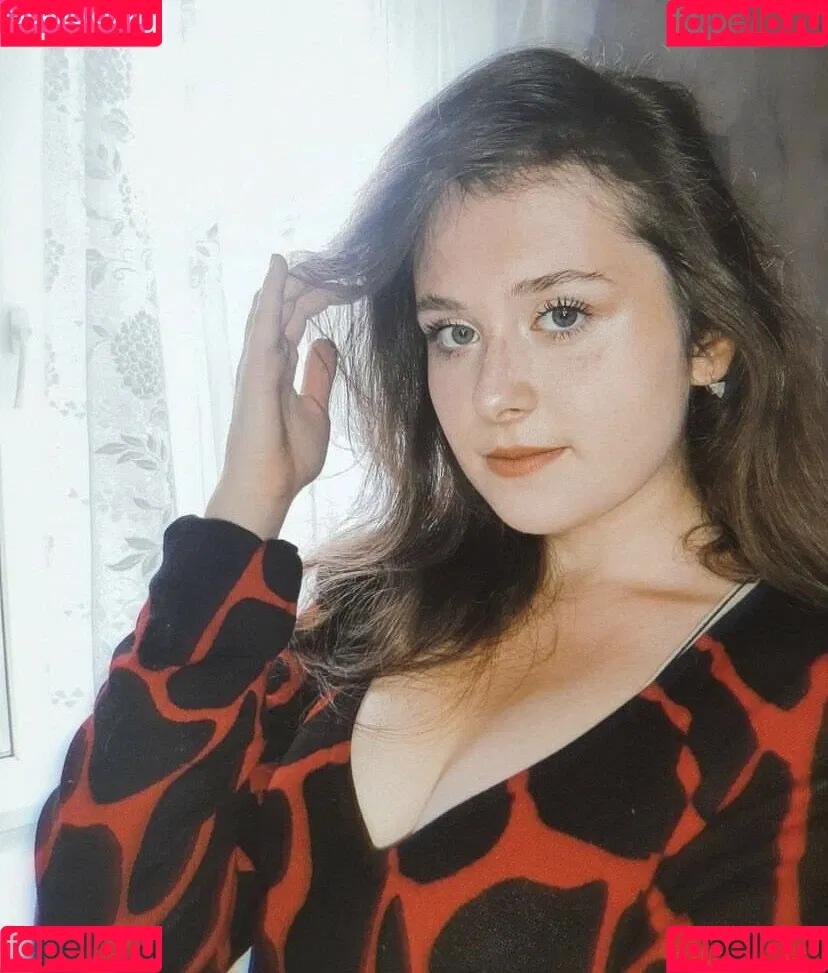 Elizaveta Milyaeva Onlyfans Photo Gallery 