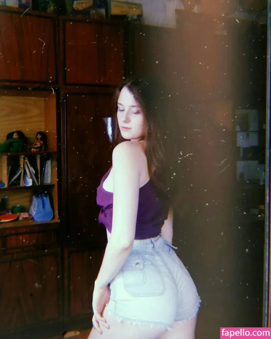 Elizaveta Milyaeva Onlyfans Photo Gallery 