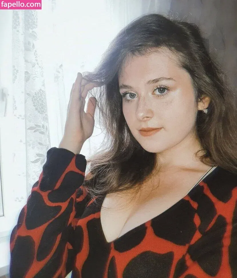 Elizaveta Milyaeva Onlyfans Photo Gallery 