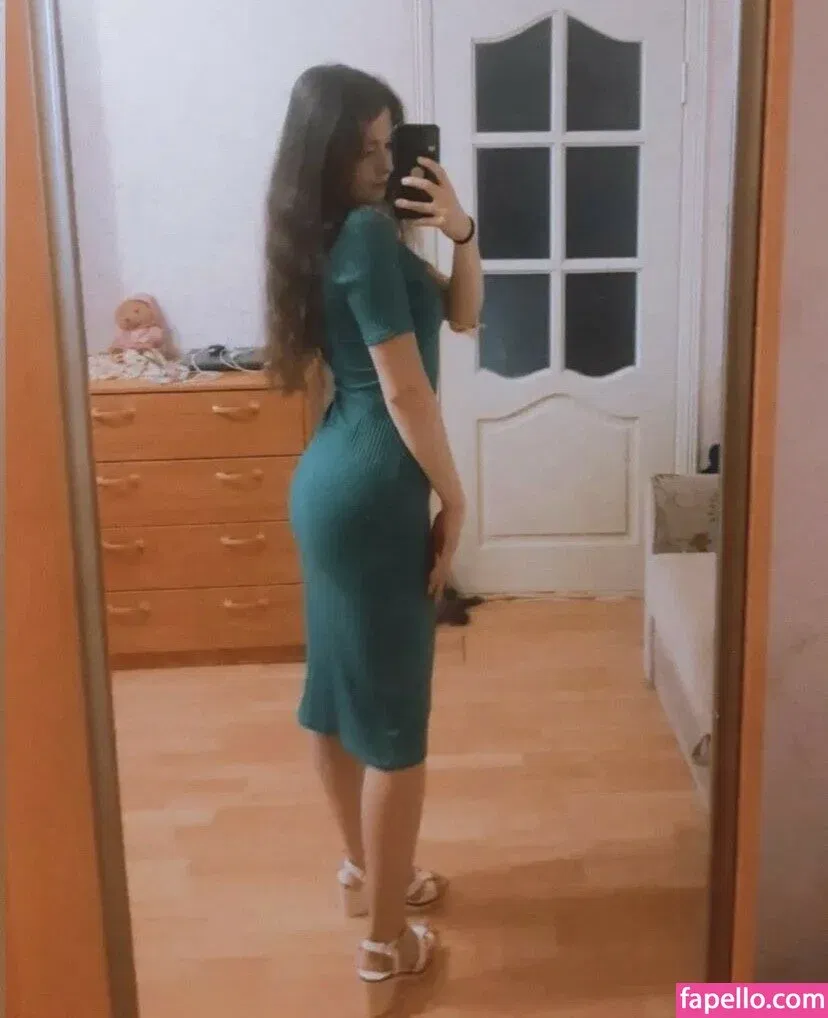 Elizaveta Milyaeva Onlyfans Photo Gallery 