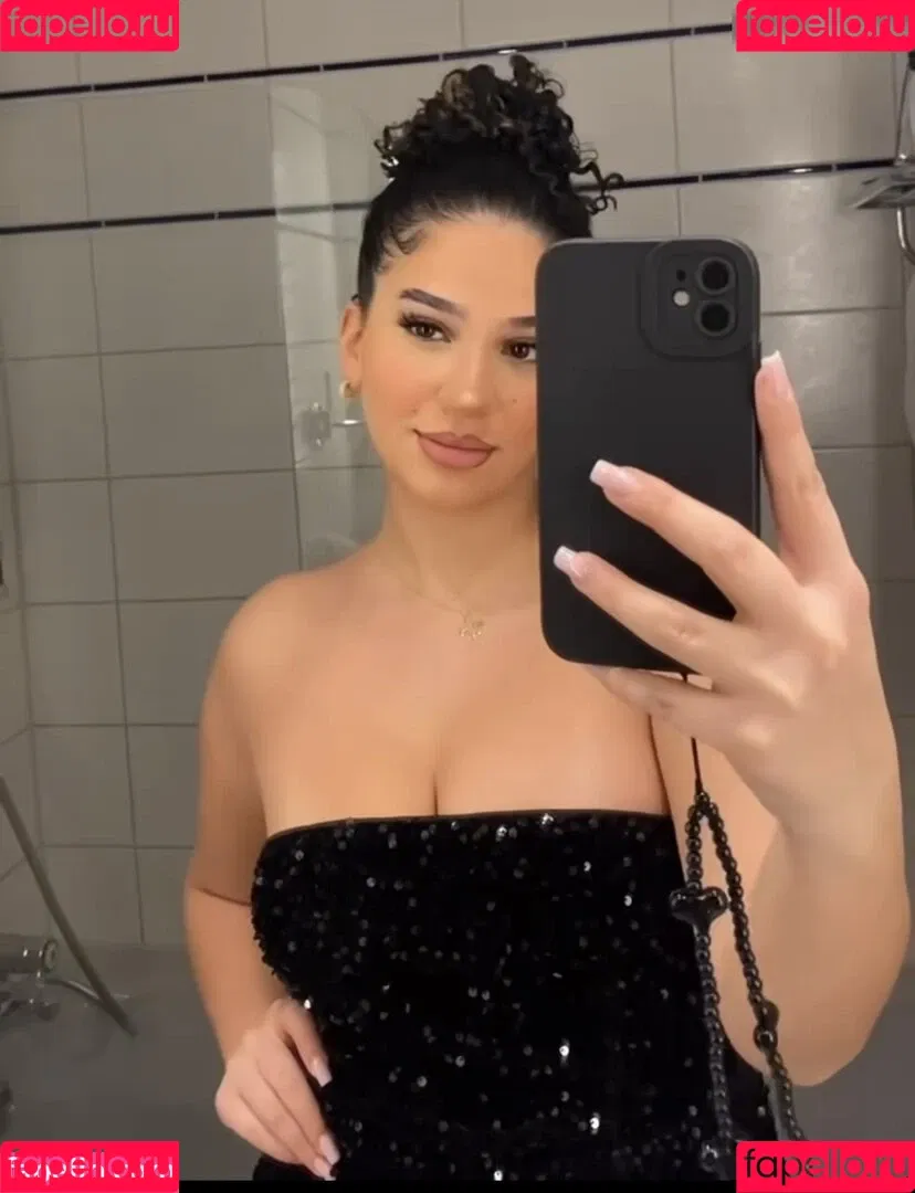 sonjamhd Onlyfans Photo Gallery 