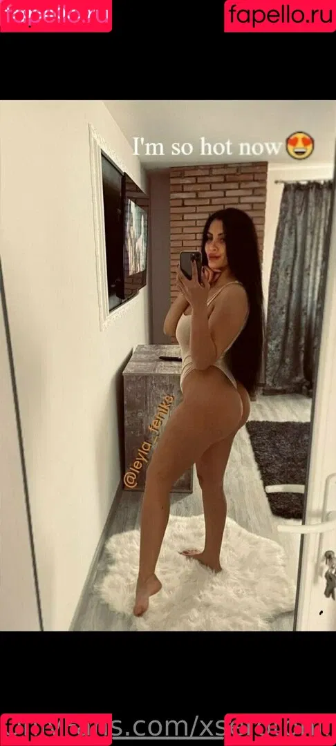 xserotoninaxfree Onlyfans Photo Gallery 