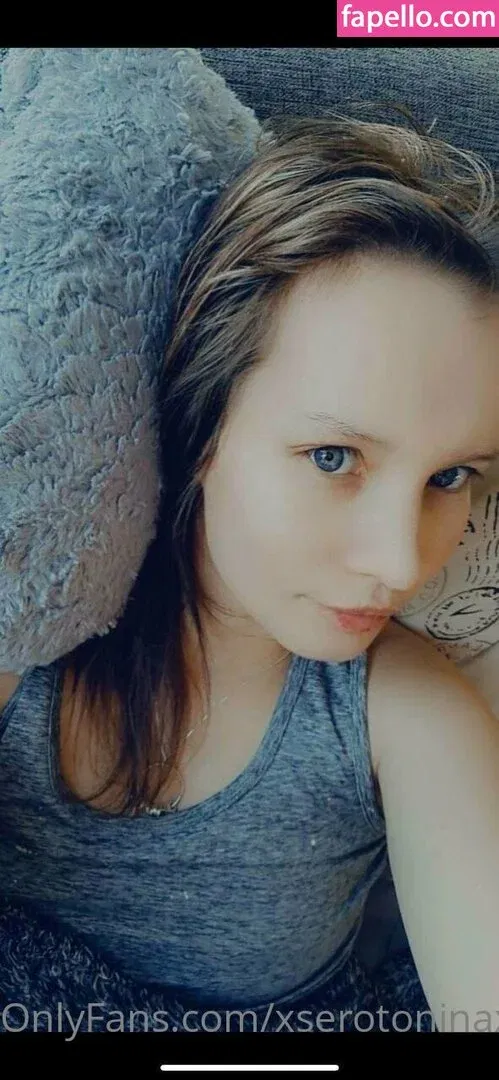 xserotoninaxfree Onlyfans Photo Gallery 