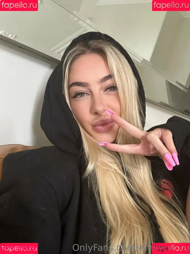 emilyrayxo Onlyfans Photo Gallery 
