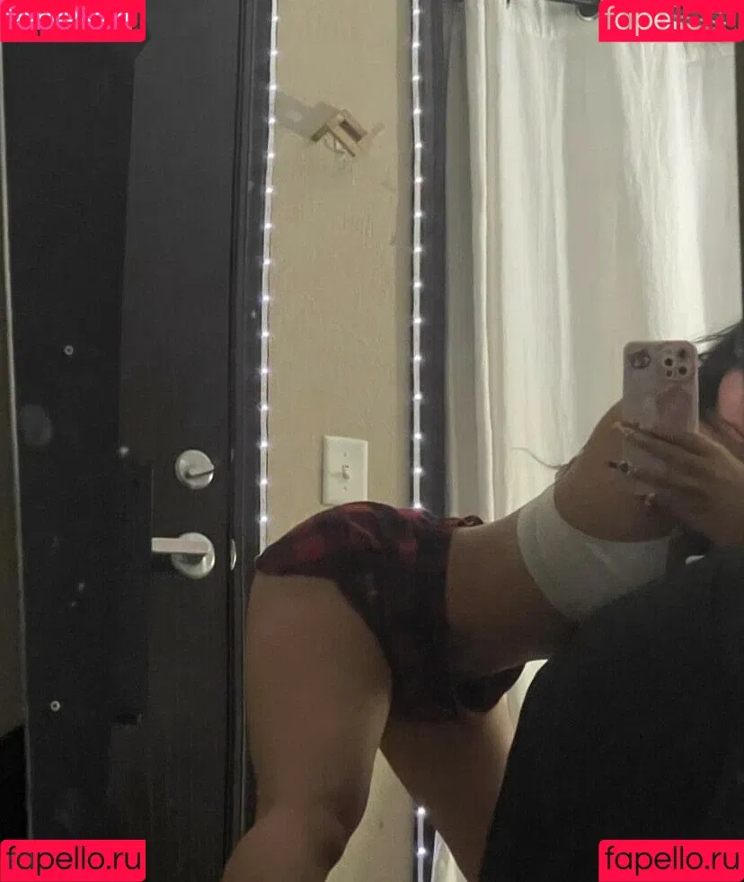 Samantha Yang Hmong Onlyfans Photo Gallery 