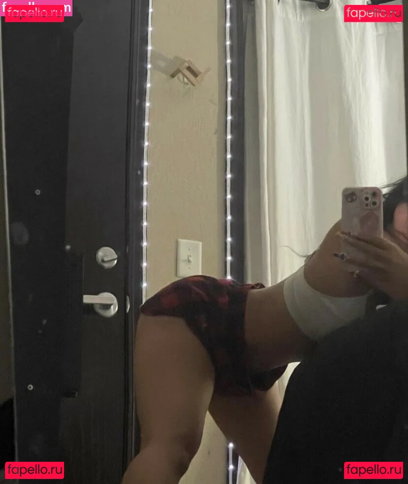 Samantha Yang Hmong Onlyfans Photo Gallery 