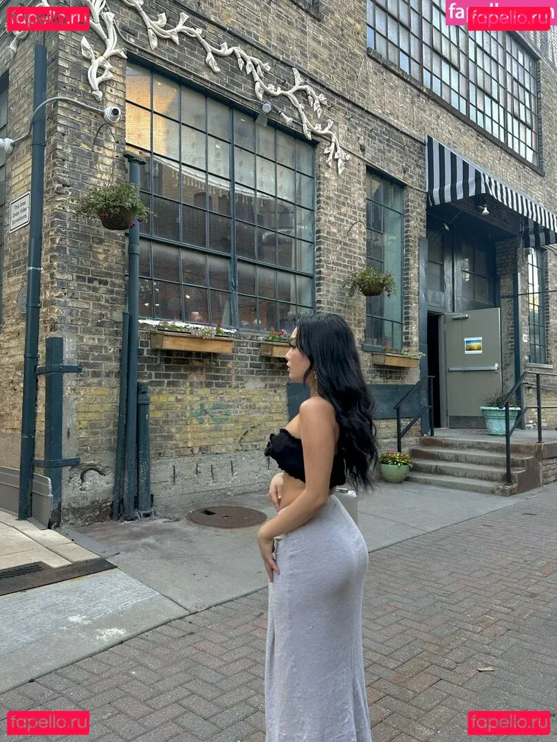 Samantha Yang Hmong Onlyfans Photo Gallery 