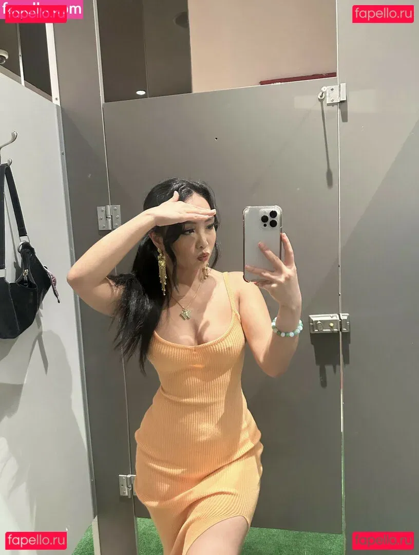 Samantha Yang Hmong Onlyfans Photo Gallery 