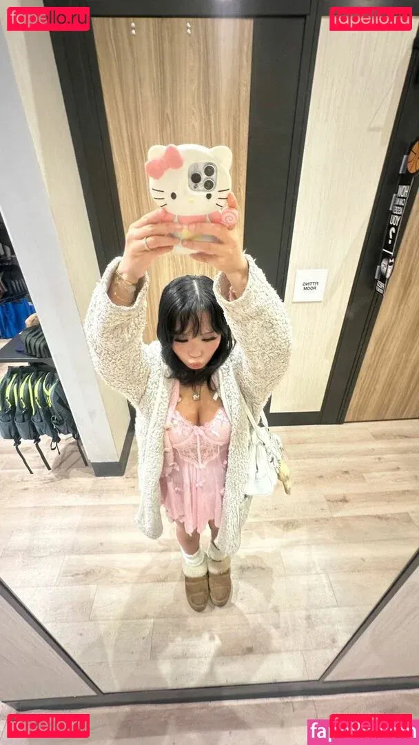 Samantha Yang Hmong Onlyfans Photo Gallery 