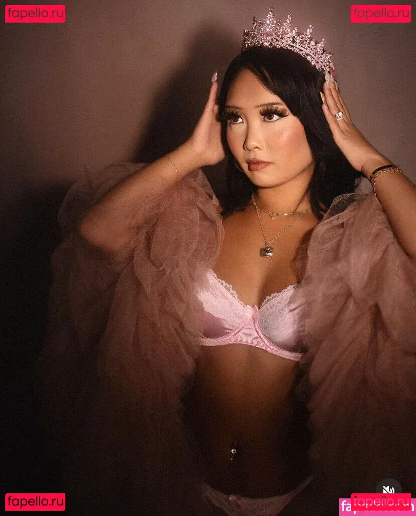 Samantha Yang Hmong Onlyfans Photo Gallery 