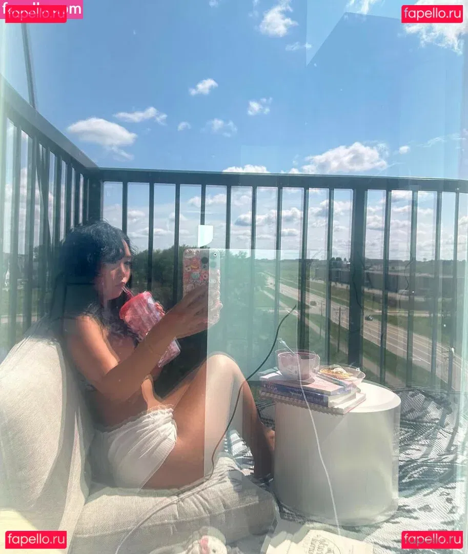 Samantha Yang Hmong Onlyfans Photo Gallery 