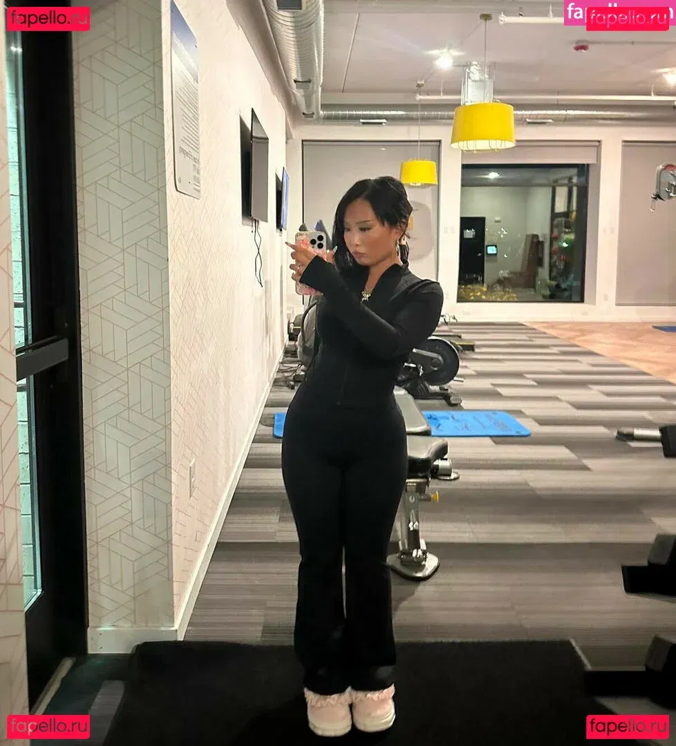 Samantha Yang Hmong Onlyfans Photo Gallery 