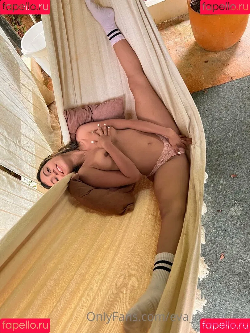 Eva Martínez Onlyfans Photo Gallery 