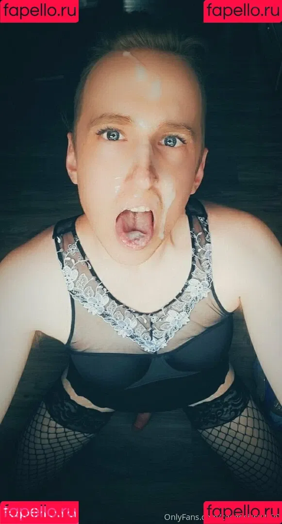 cagedsissy2020 Onlyfans Photo Gallery 
