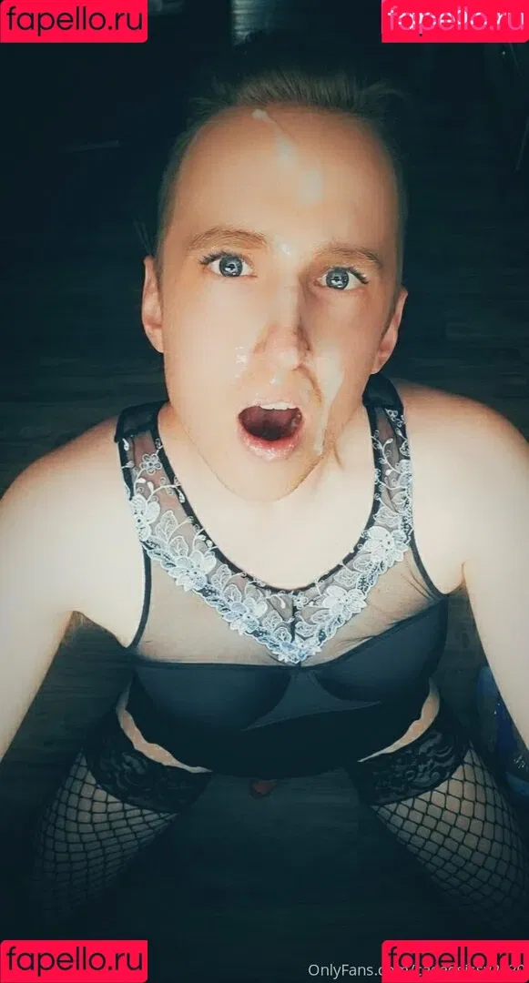 cagedsissy2020 Onlyfans Photo Gallery 