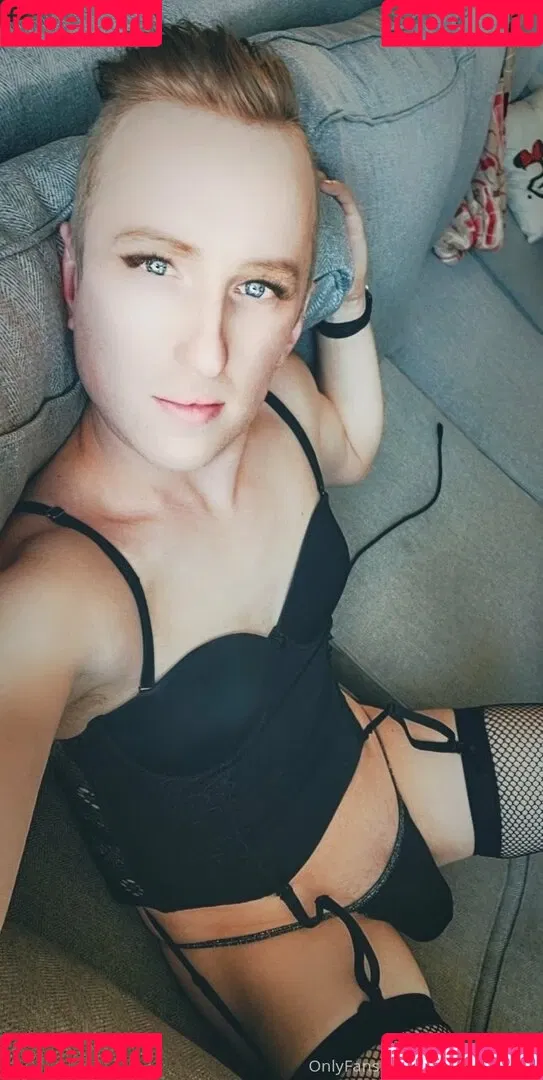 cagedsissy2020 Onlyfans Photo Gallery 