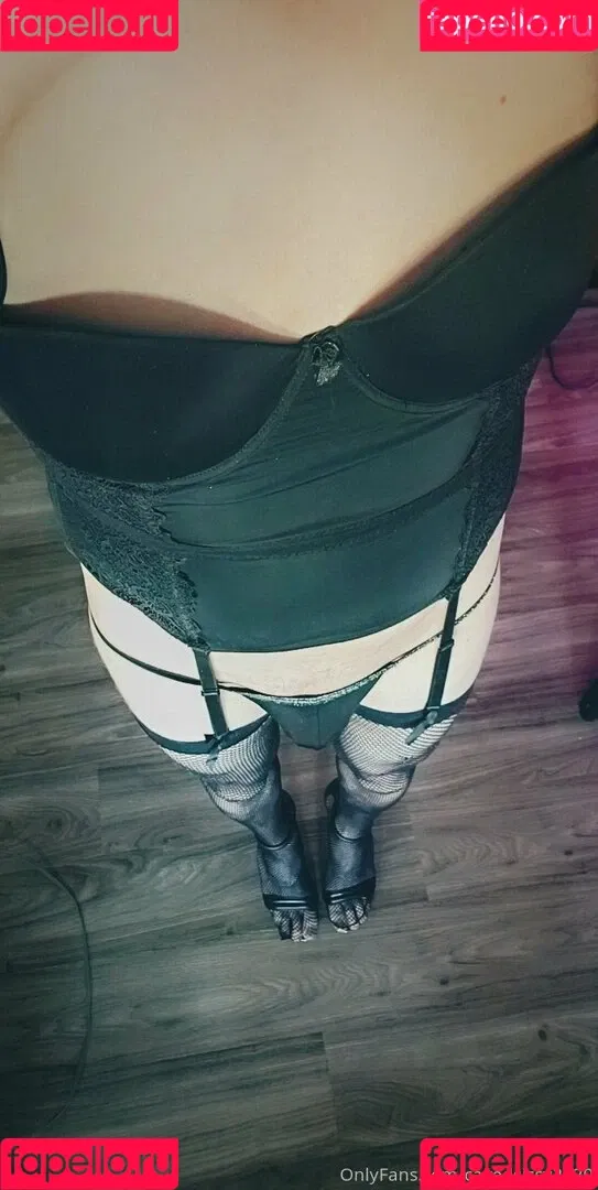 cagedsissy2020 Onlyfans Photo Gallery 