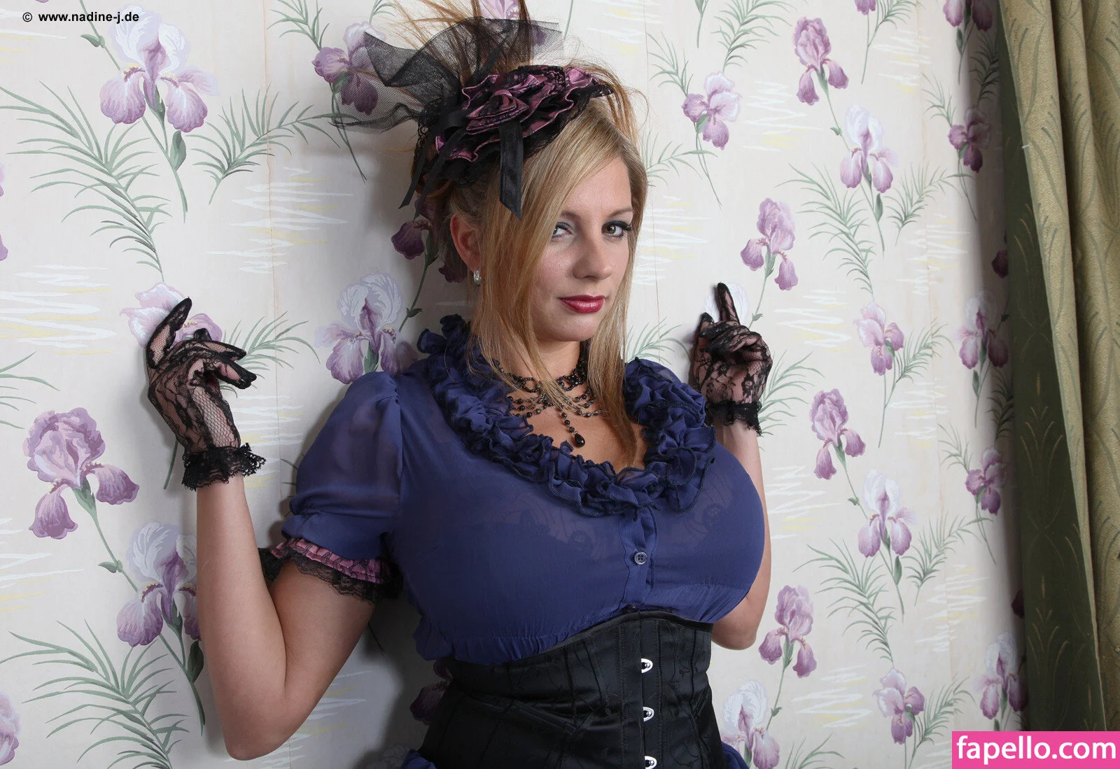 Nadine J Onlyfans Photo Gallery 