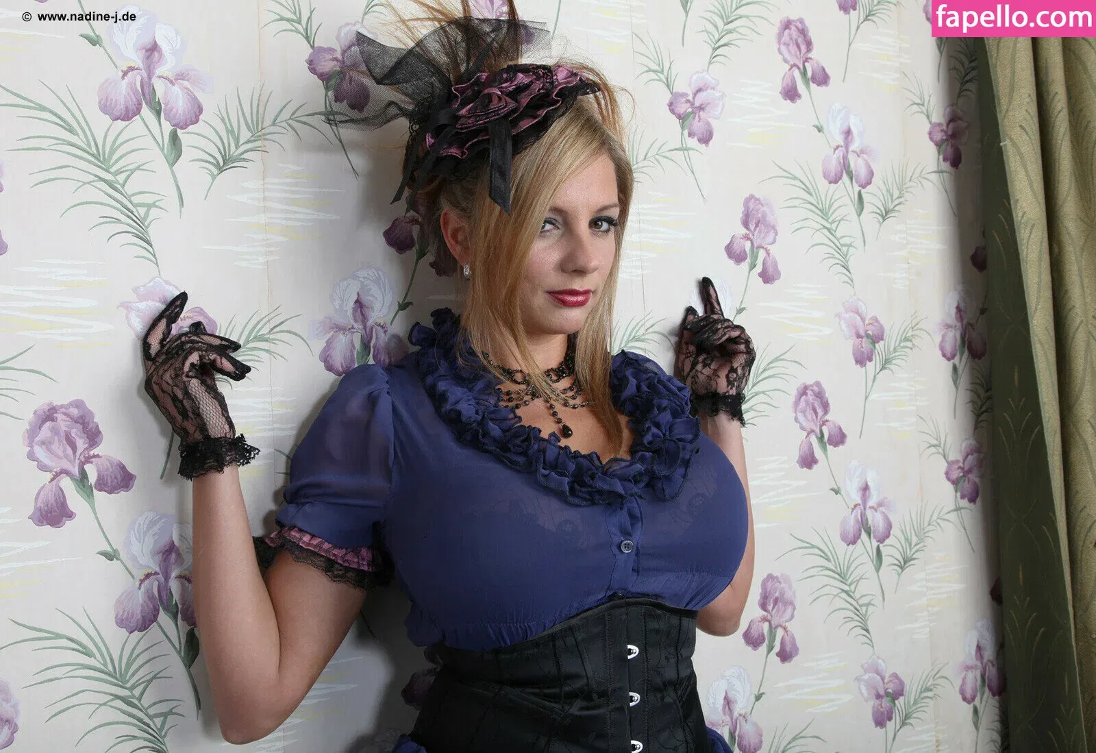 Nadine J Onlyfans Photo Gallery 