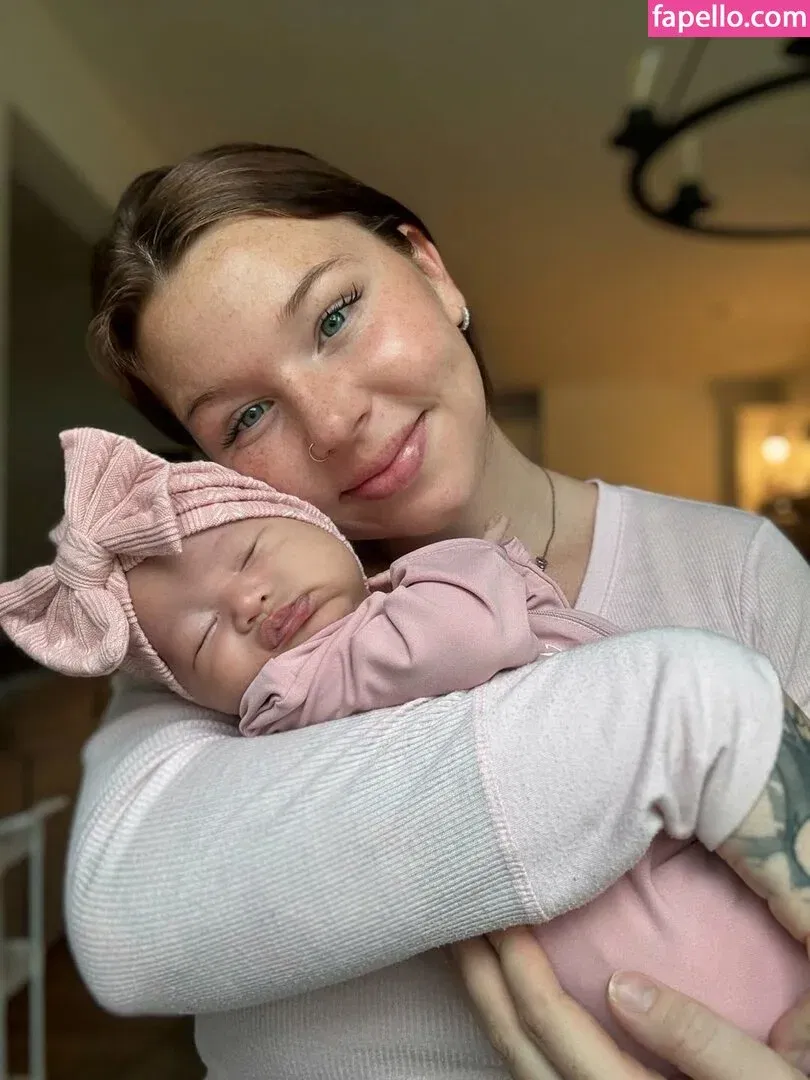 badassmommy Onlyfans Photo Gallery 