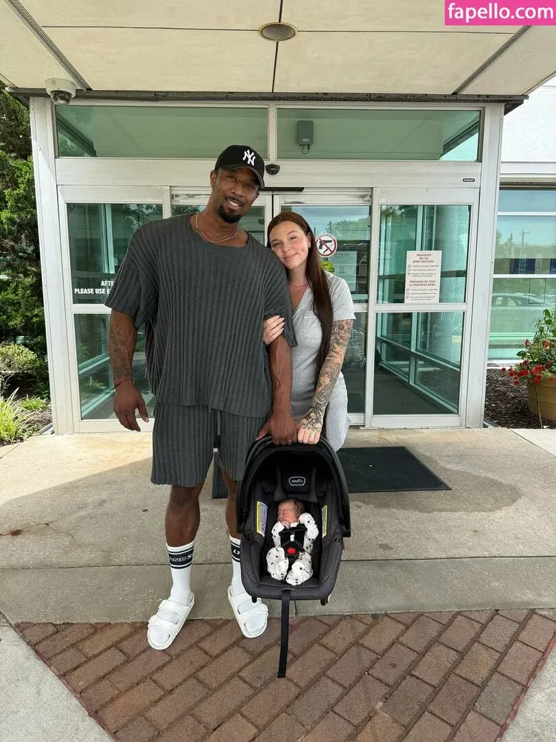 badassmommy Onlyfans Photo Gallery 