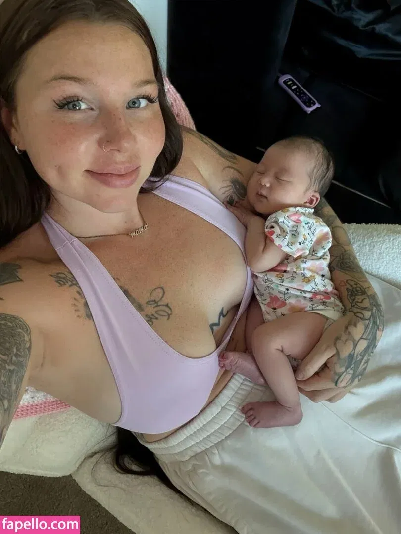 badassmommy Onlyfans Photo Gallery 