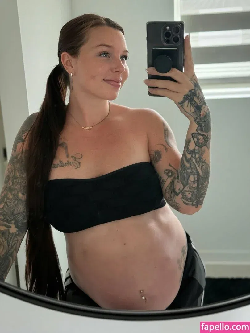 badassmommy Onlyfans Photo Gallery 