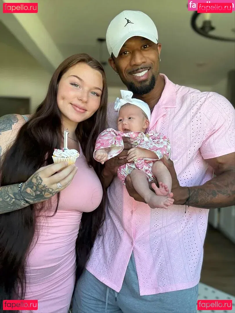 badassmommy Onlyfans Photo Gallery 