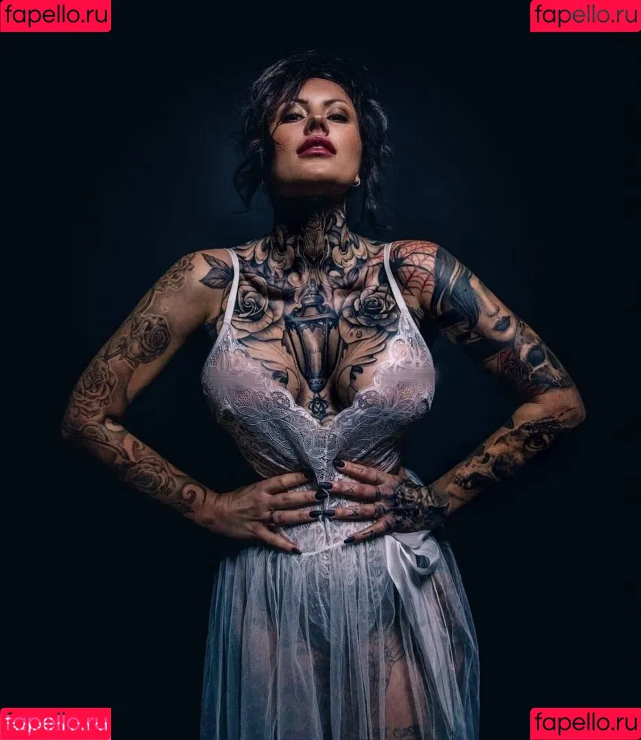Gina Ray Onlyfans Photo Gallery 