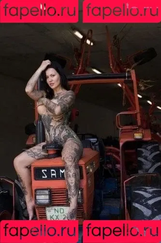 Gina Ray Onlyfans Photo Gallery 