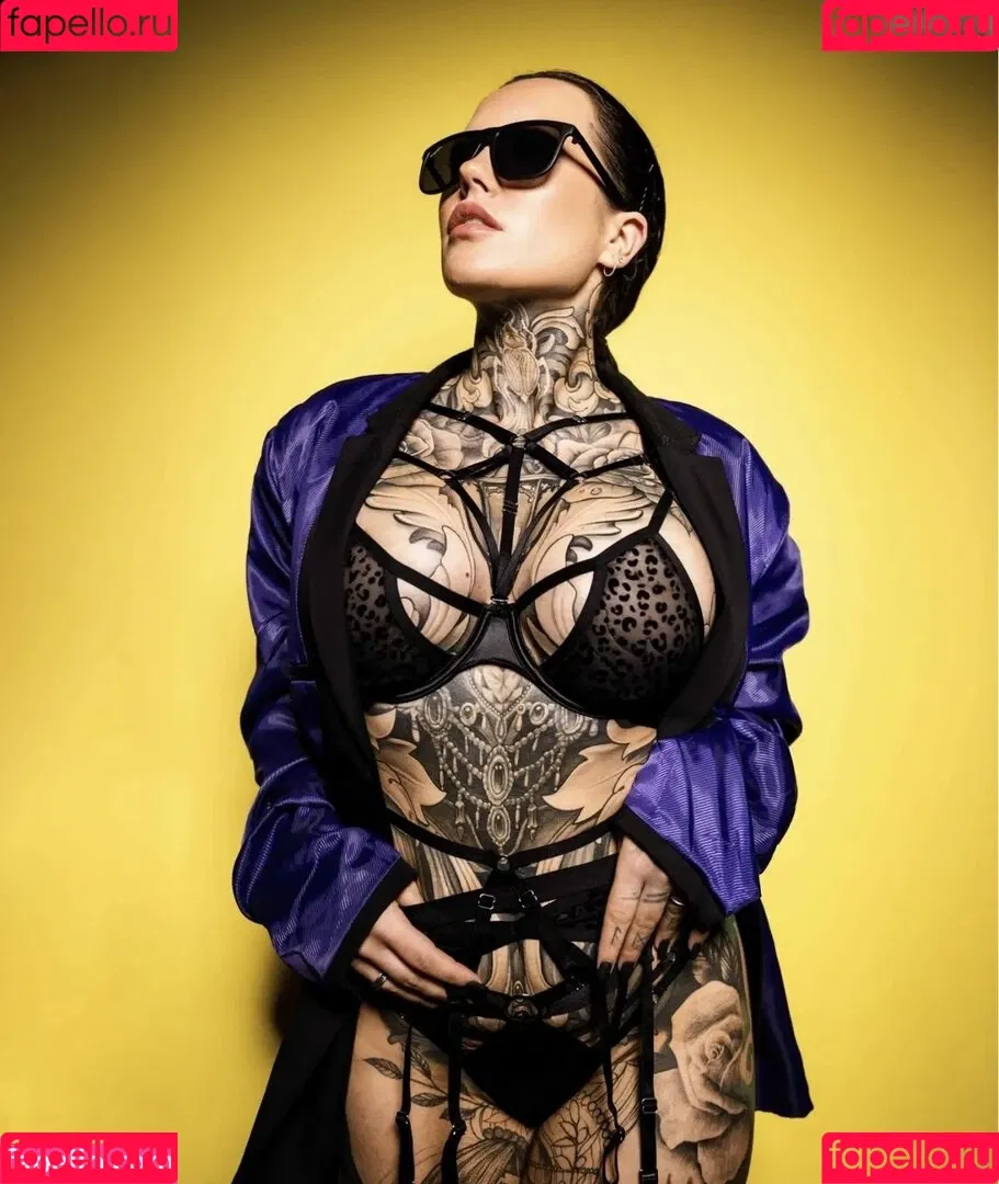 Gina Ray Onlyfans Photo Gallery 