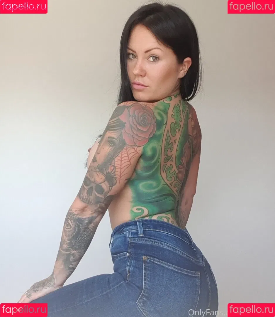 Gina Ray Onlyfans Photo Gallery 