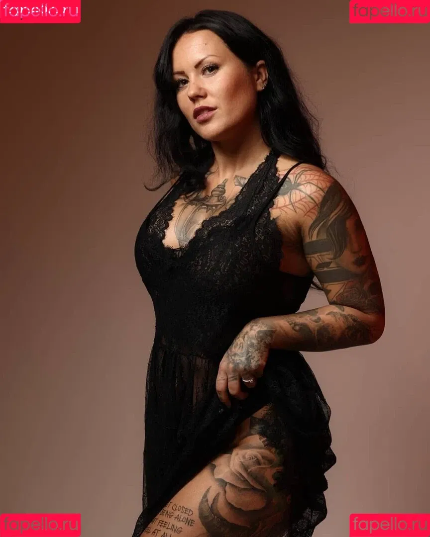 Gina Ray Onlyfans Photo Gallery 