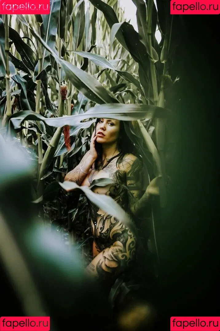 Gina Ray Onlyfans Photo Gallery 