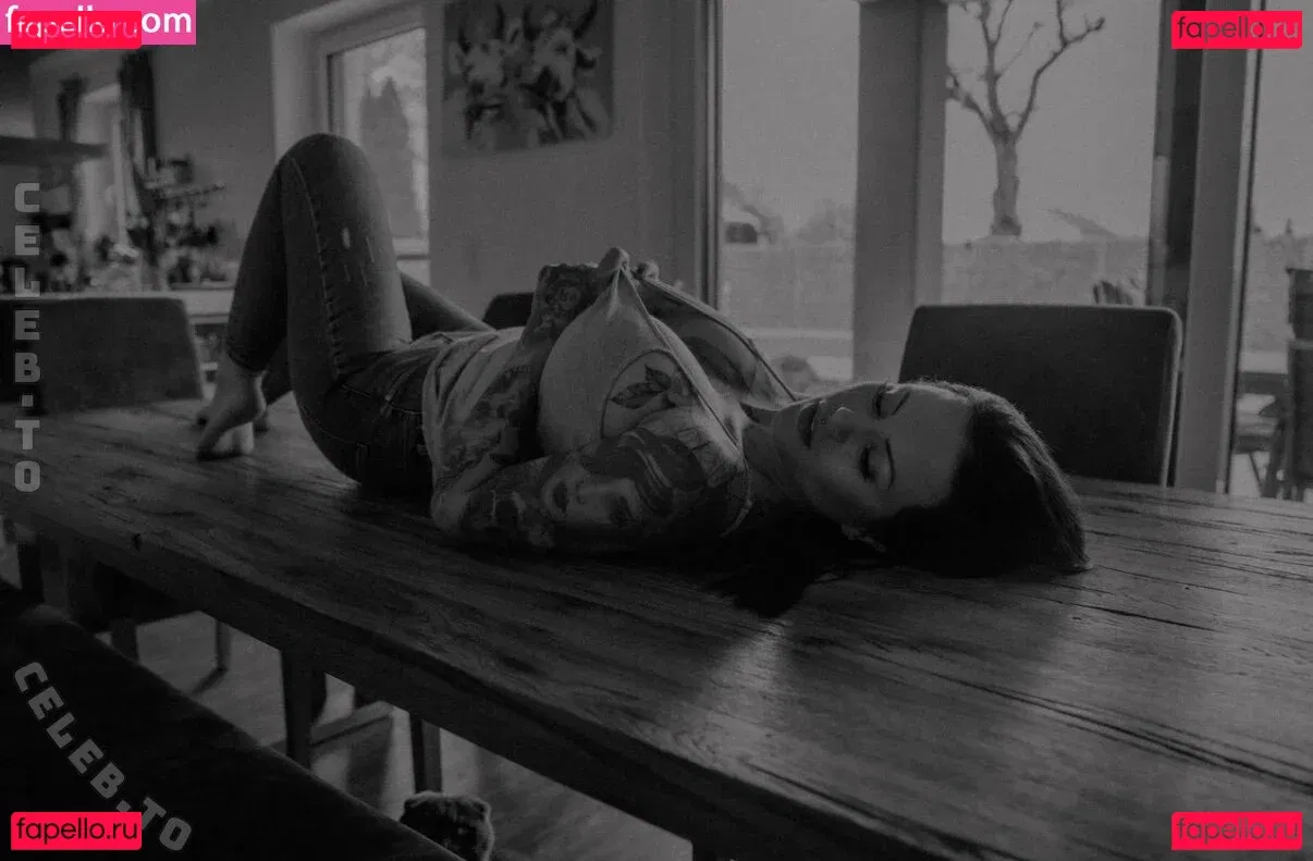 Gina Ray Onlyfans Photo Gallery 