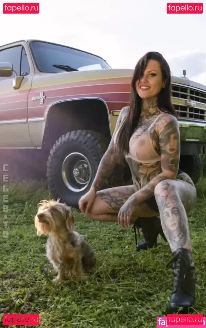 Gina Ray Onlyfans Photo Gallery 