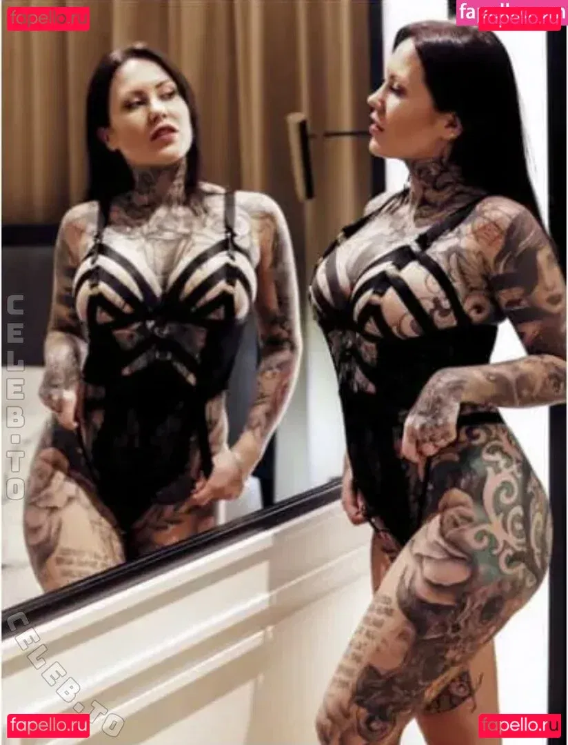 Gina Ray Onlyfans Photo Gallery 