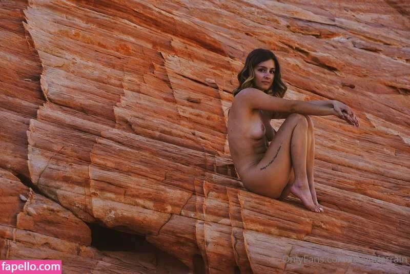 livvnthedream Onlyfans Photo Gallery 