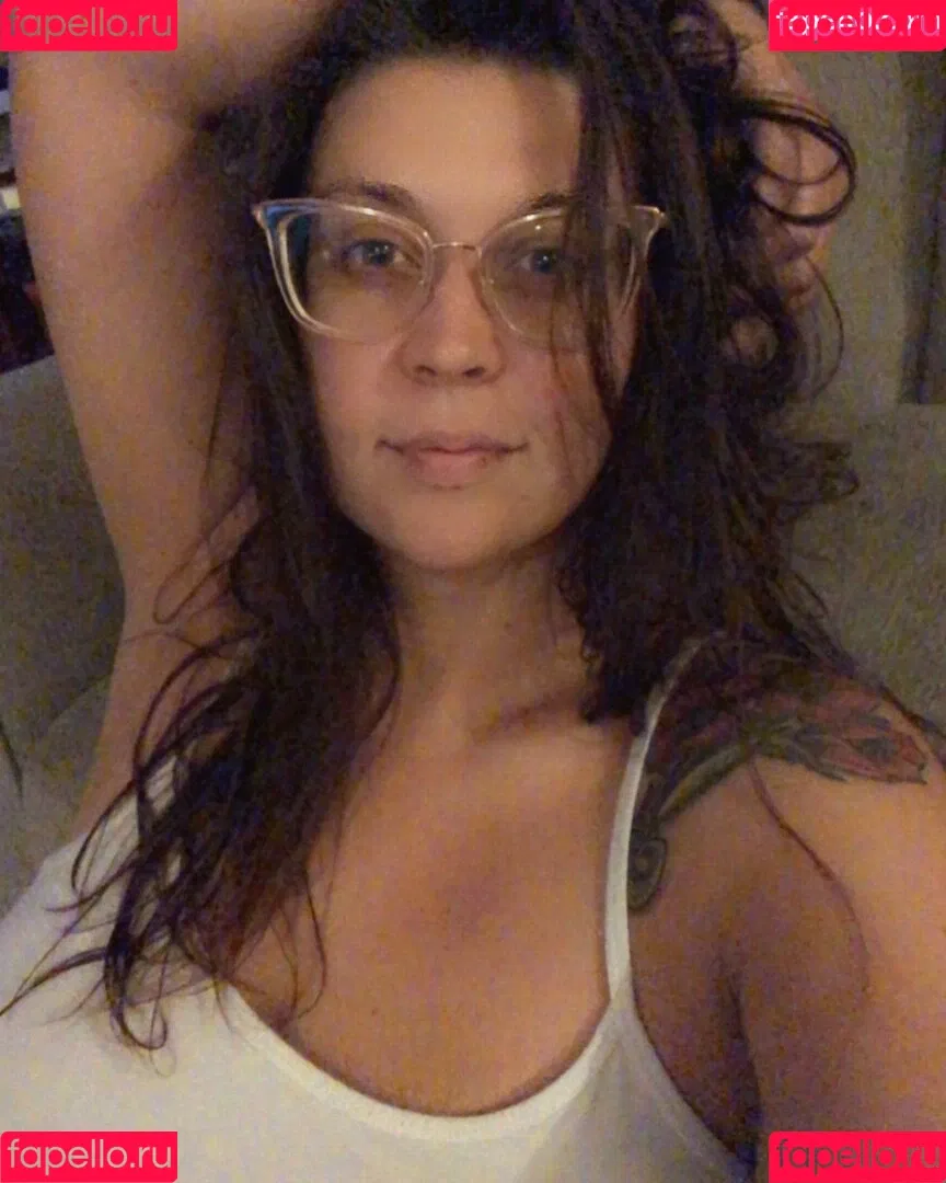 tallnerdywoman Onlyfans Photo Gallery 