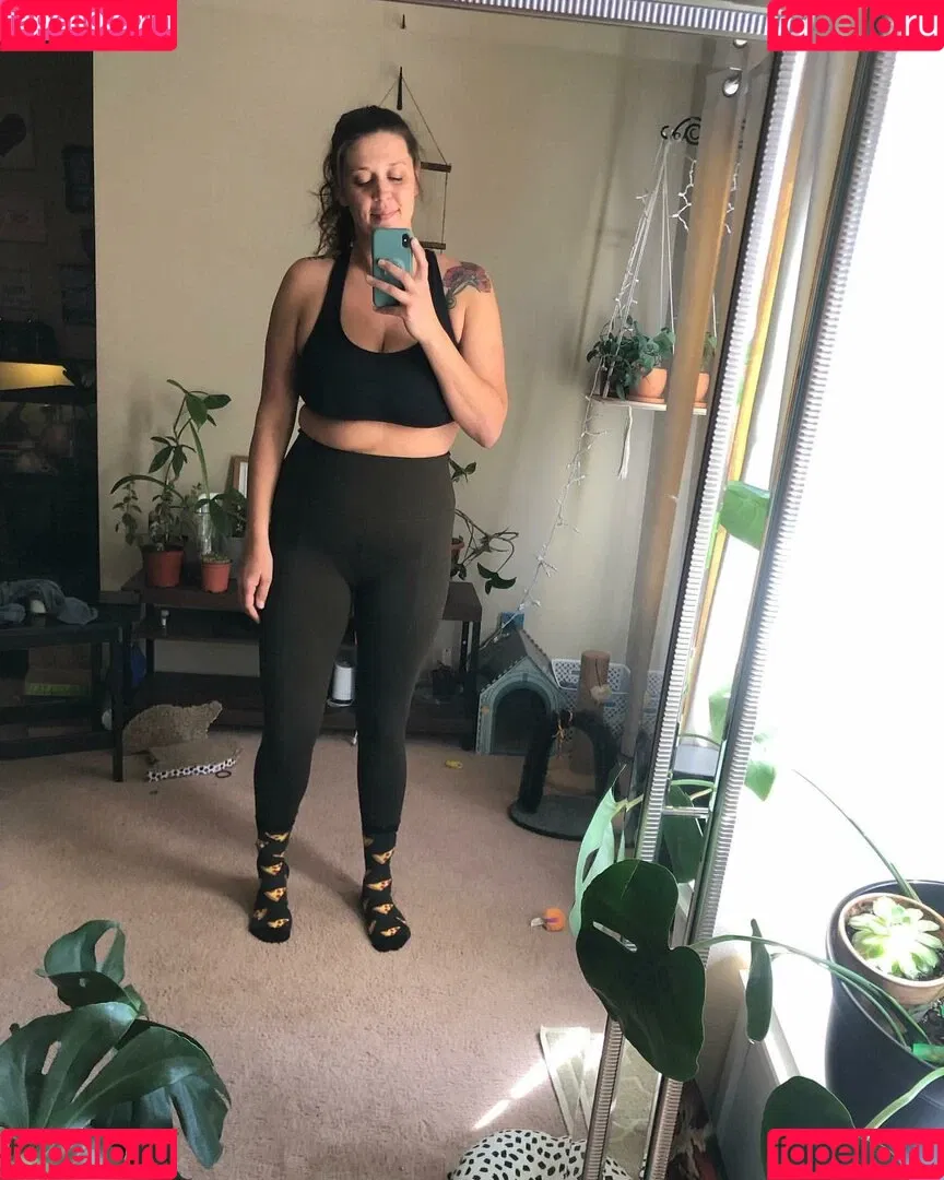 tallnerdywoman Onlyfans Photo Gallery 