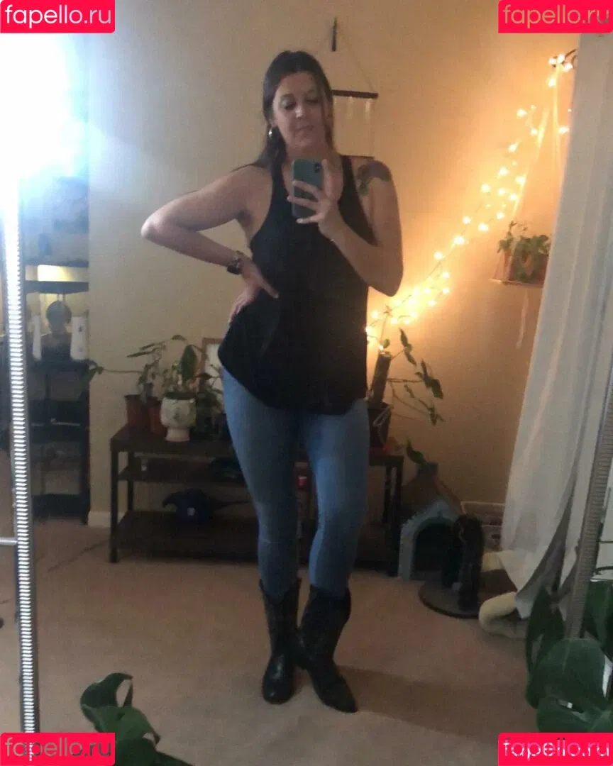 tallnerdywoman Onlyfans Photo Gallery 