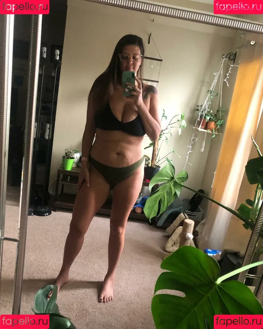 tallnerdywoman Onlyfans Photo Gallery 