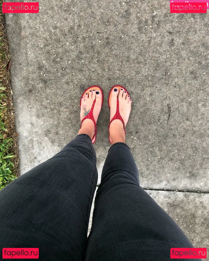 tallnerdywoman Onlyfans Photo Gallery 