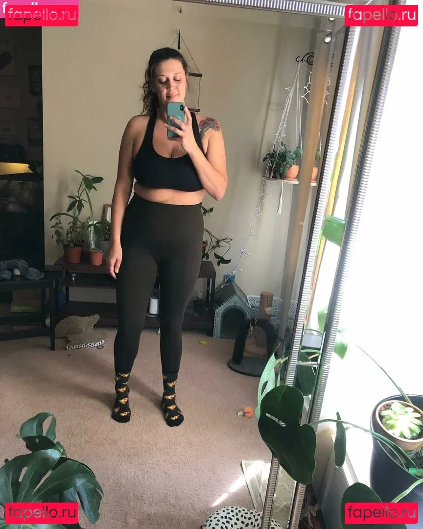 tallnerdywoman Onlyfans Photo Gallery 